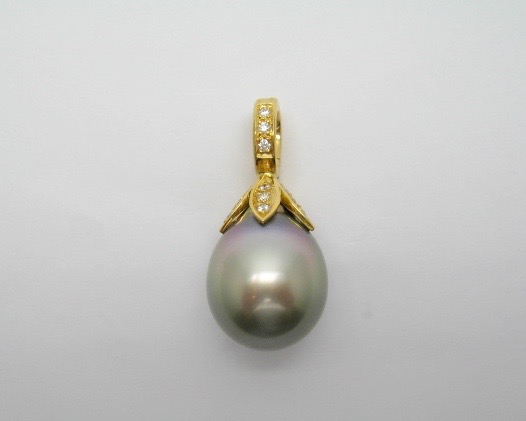 Tahitian Cultured Pearl and Diamond Pendant