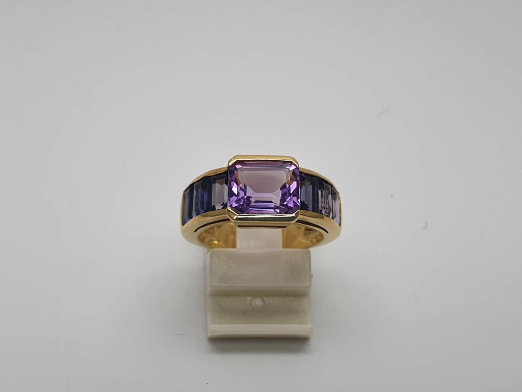  Amethyst and Iolite Ring