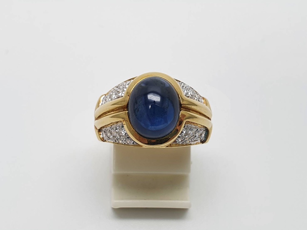 Blue Sapphire with Diamond Ring